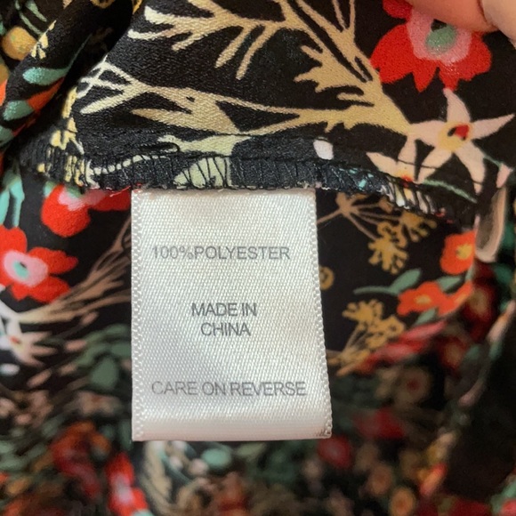 Floral blouse - Picture 5 of 5